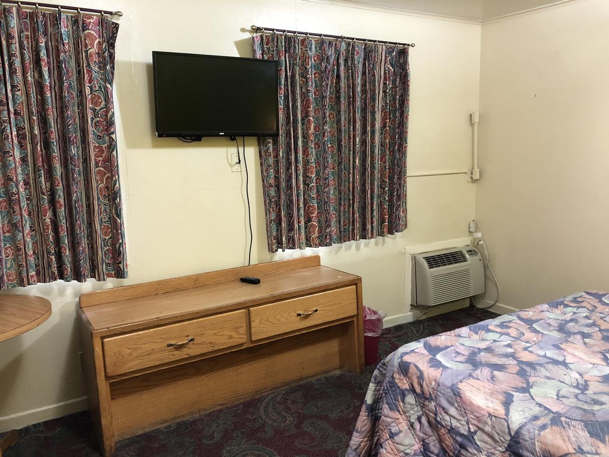 Budget Inn พอร์ตแลนด์ ภายนอก รูปภาพ